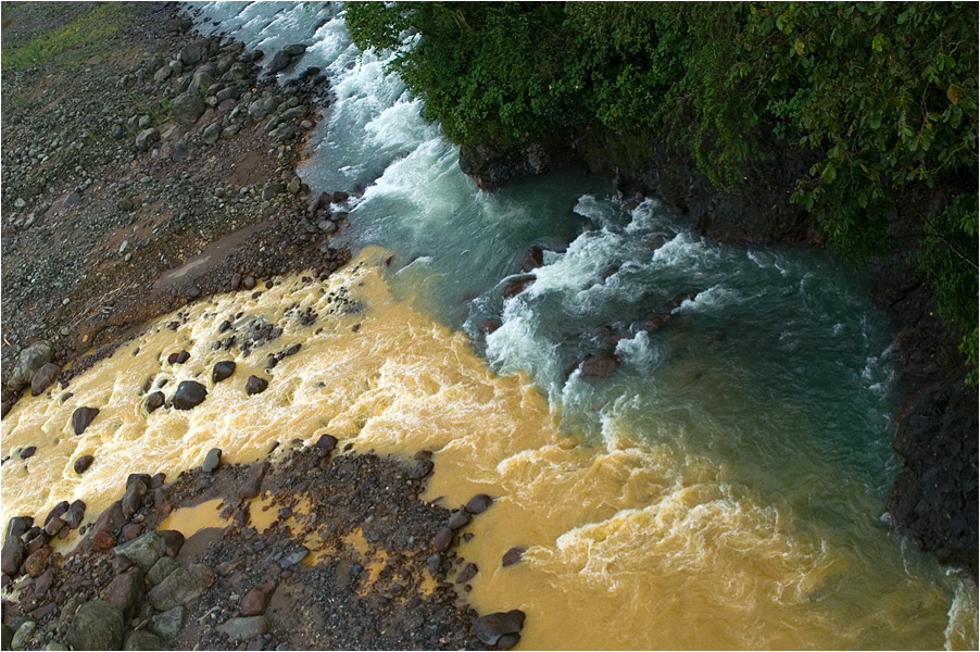 rio sucio