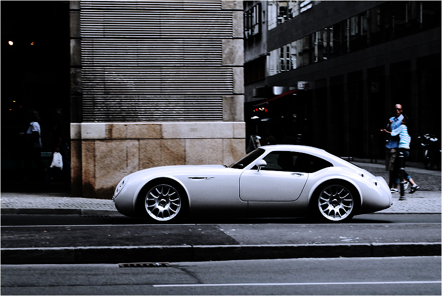 wiesmann-coup