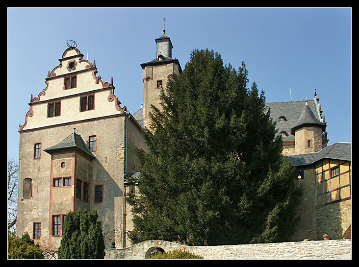 Burg 4